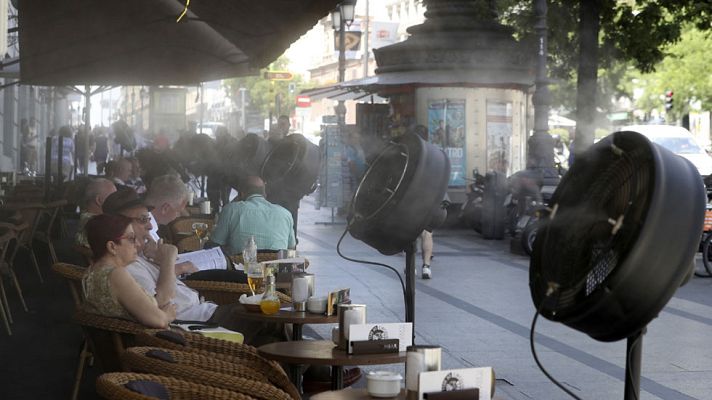 Telediario 1 - Una oportunidad de negocio para sectores que en esta época de calor incrementan su facturación
