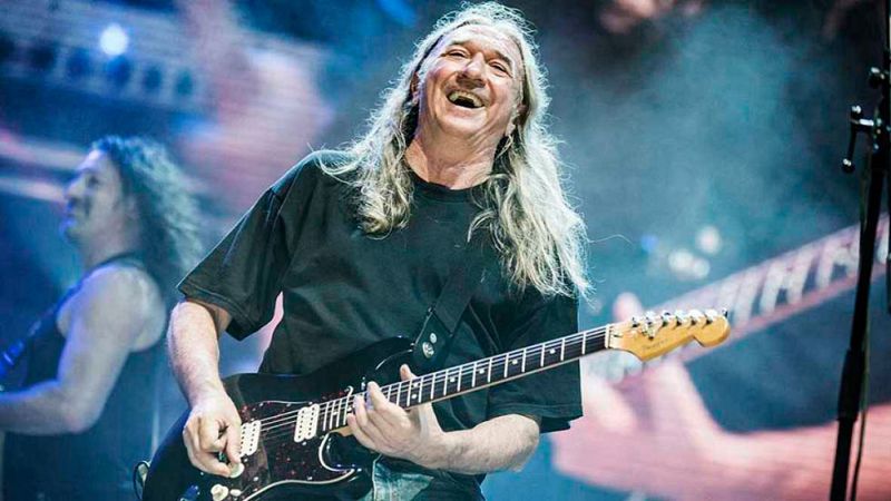 Sale a la venta el último trabajo de Rosendo