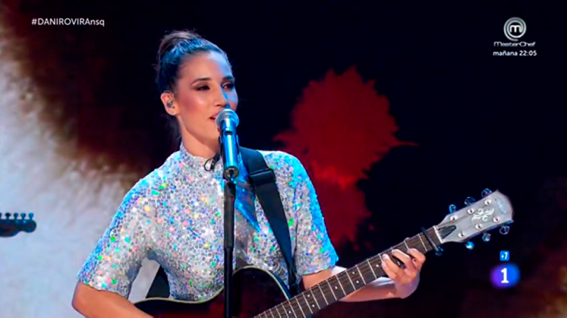 No es un s�bado cualquiera - Actuaci�n de India Mart�nez