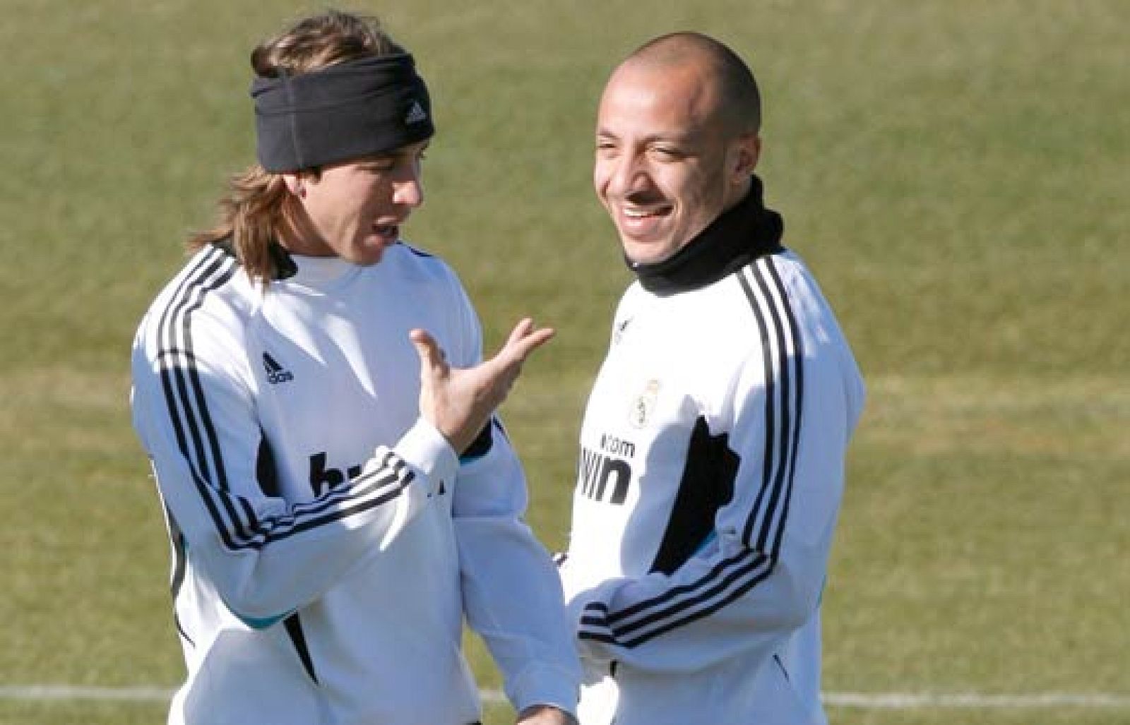 El centrocampista del Real Madrid Guti ya se encuentra recuperado de su lesión que le ha tenido varias semanas fuera de los campos de juego.