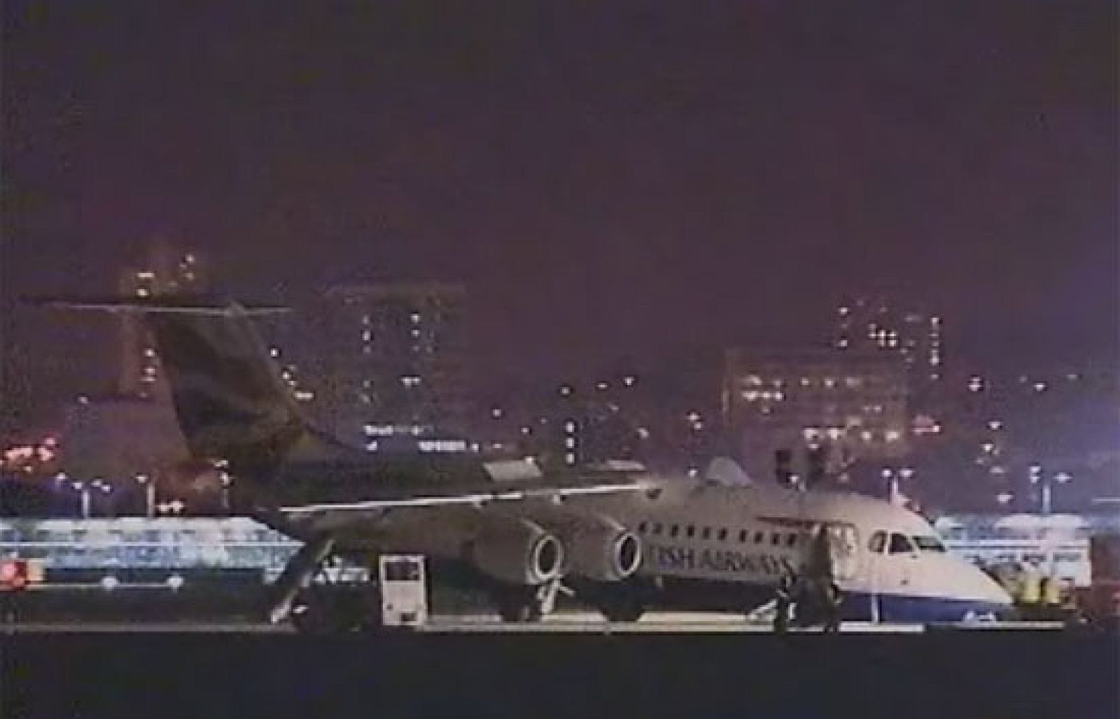 Un avión de BA aterriza de emergencia en Londres y no registra heridos de gravedad | Ver