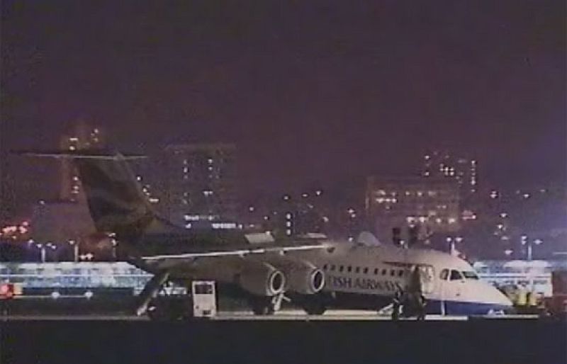 Un avión de BA aterriza de emergencia en Londres y no registra heridos de gravedad | Ver