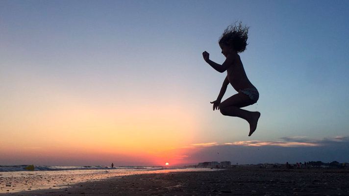 El tiempo - El calor sigue instalado en la península desde Sevilla a Galicia