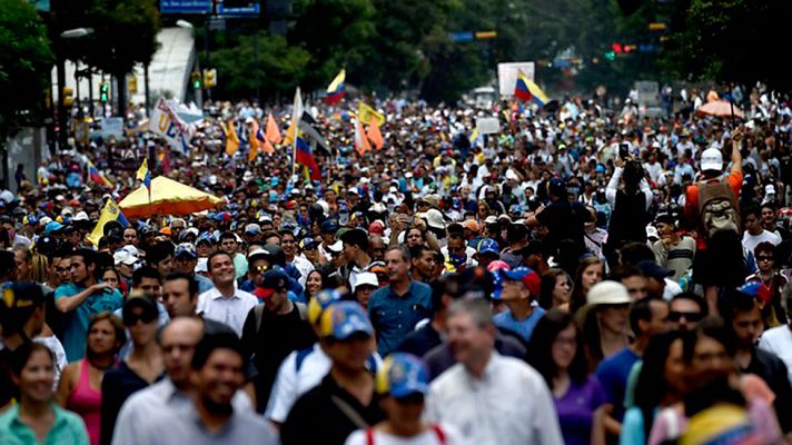 Telediario 1 - En Venezuela la oposición ha convocado nuevas protestas tras la muerte de otro manifestante
