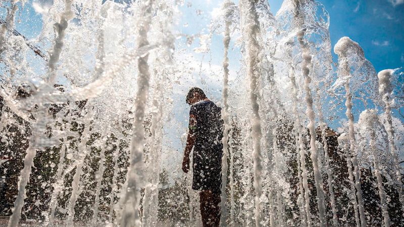 Chubascos o tormentas fuertes y granizo en el tercio norte peninsular.