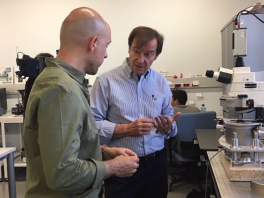 Lab24 - El Universo de la nanoescala