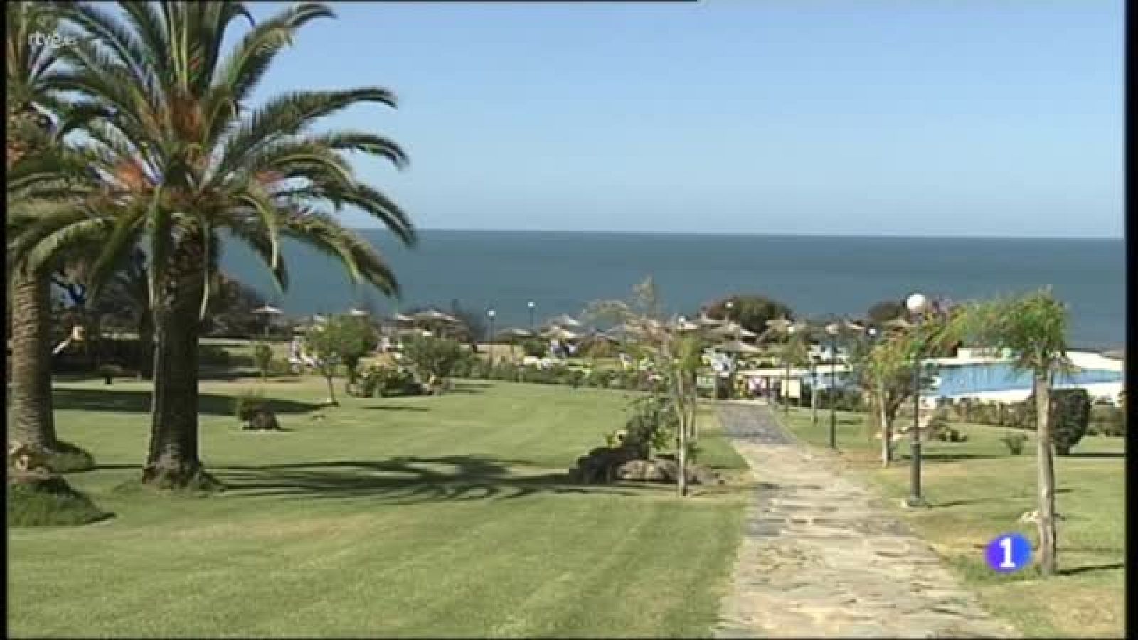 Reabre el parador de Mazagón tras el incendio de Huelva | Ver