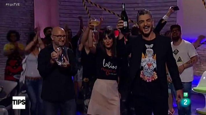 Tips - Paco Pil revienta el funeral de Tips