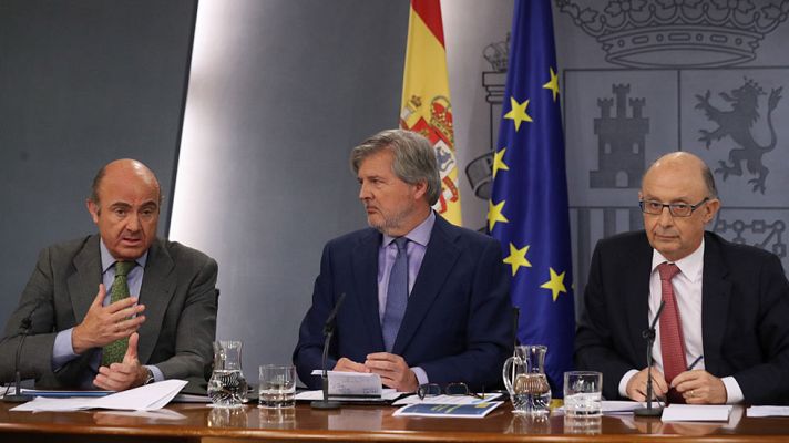 Telediario 1 - El Gobierno aprueba el techo de gasto para los presupuestos de 2018 y revisa al alza la previsión de crecimiento