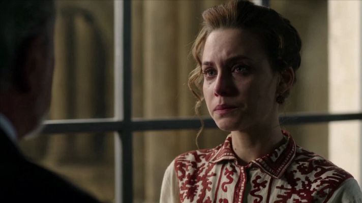 El Ministerio del Tiempo - melia renuncia al Ministerio y elige a su familia