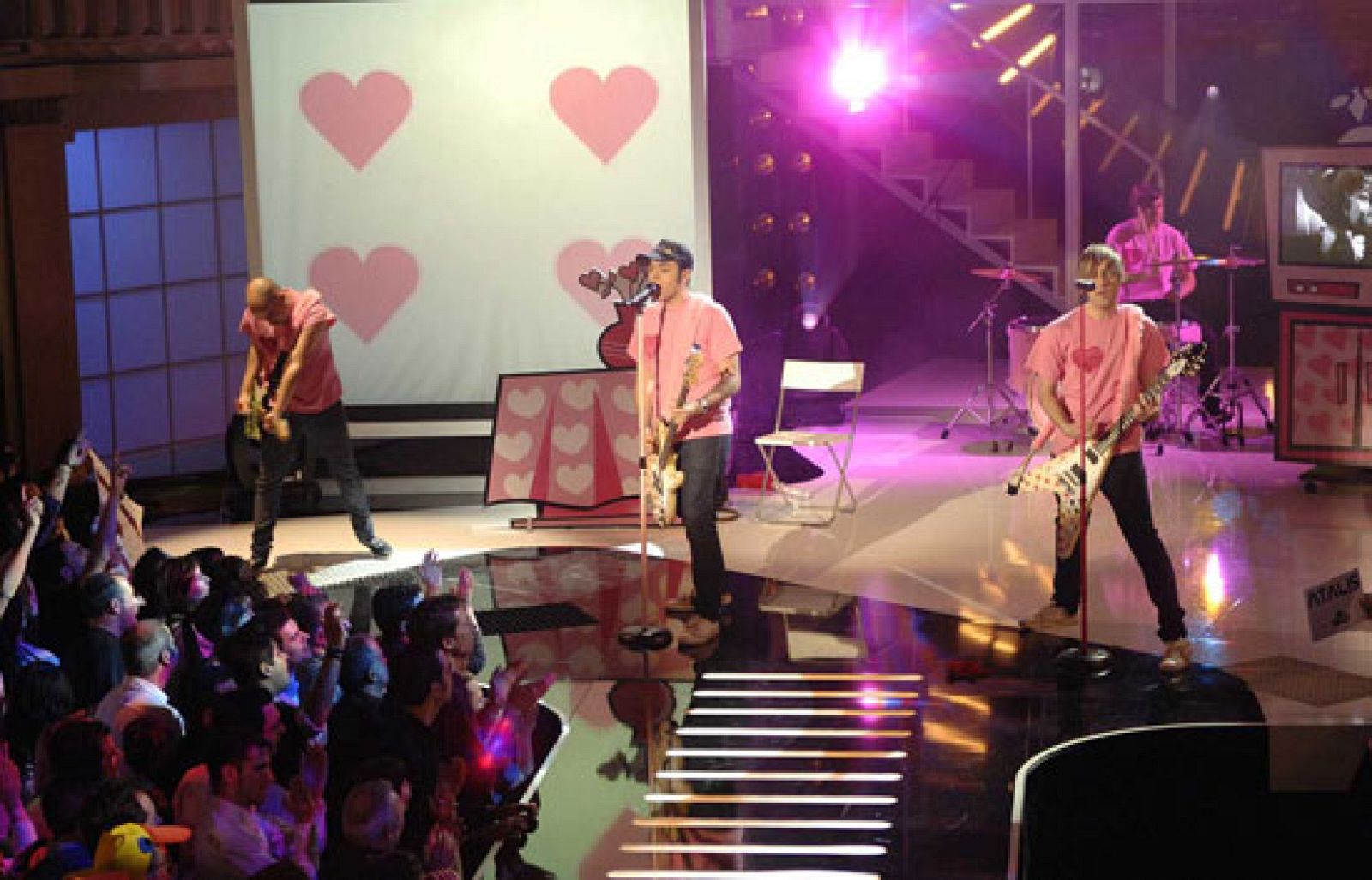 Eurovisión 2009 - Gala 1 - Actuación de La la love you - Eurovisión | Ver