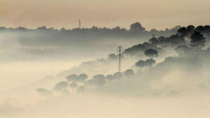 Telediario 1 - El incendio en Riotinto, en Huelva, sigue activo, mientras se investigan las causas