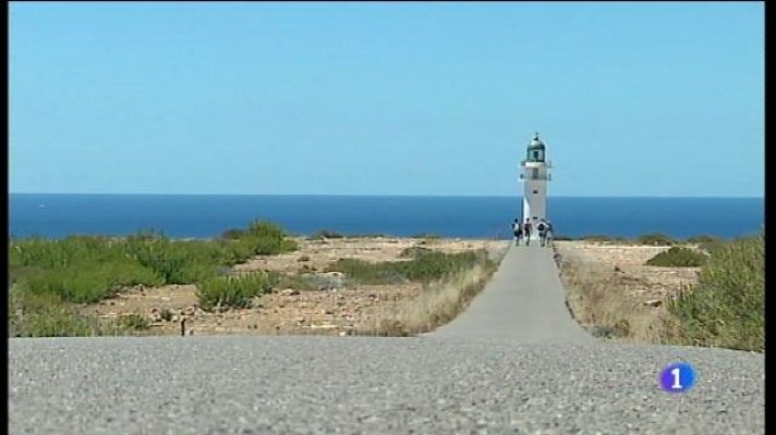 Informatiu Balear - Prohibits els cotxes al Far de Barbaria