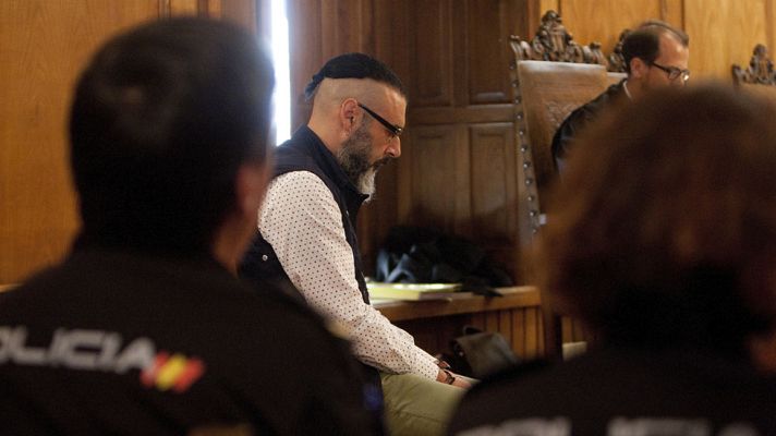 Telediario 1 - El parricida de Moraña reconoce haber matado a sus dos hijas y asegura estar arrepentido