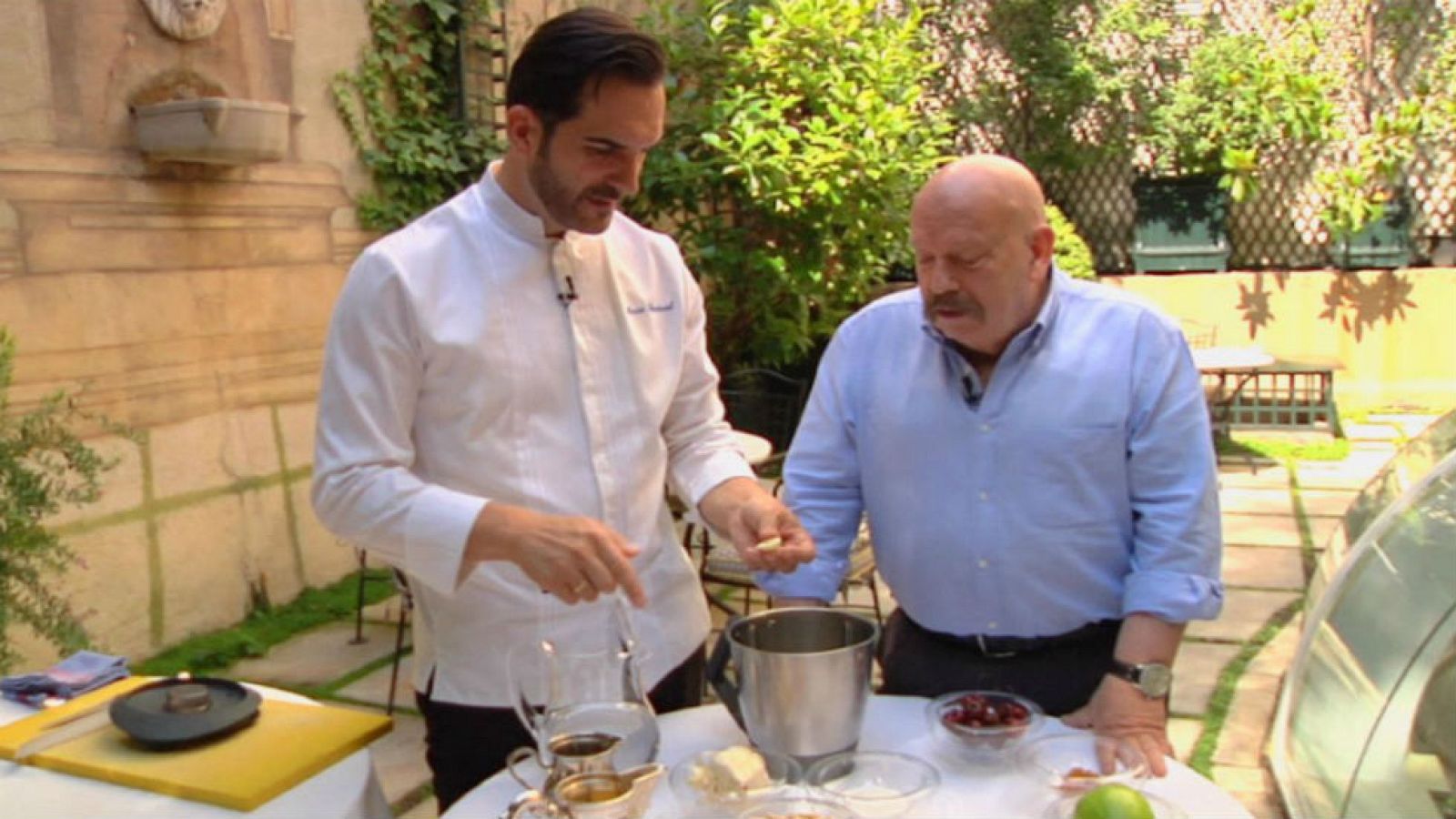 Ajo blanco, versión vanguardista