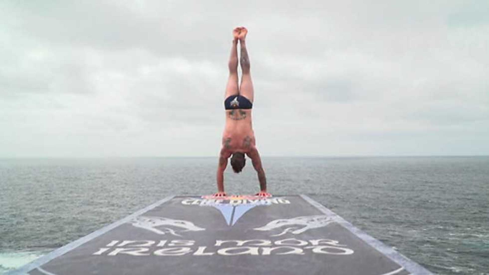 Saltos de acantilados - Red Bull Cliff Diving World Series 2017 1ª Prueba Inis Mor (Irlanda) - ver ahora