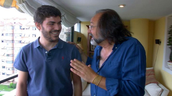 Aquí la Tierra - Familia pajarera, por casualidad