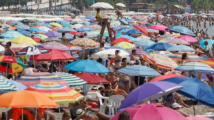 Telediario 1 - Veintisiete provincias en alerta por una nueva ola de calor