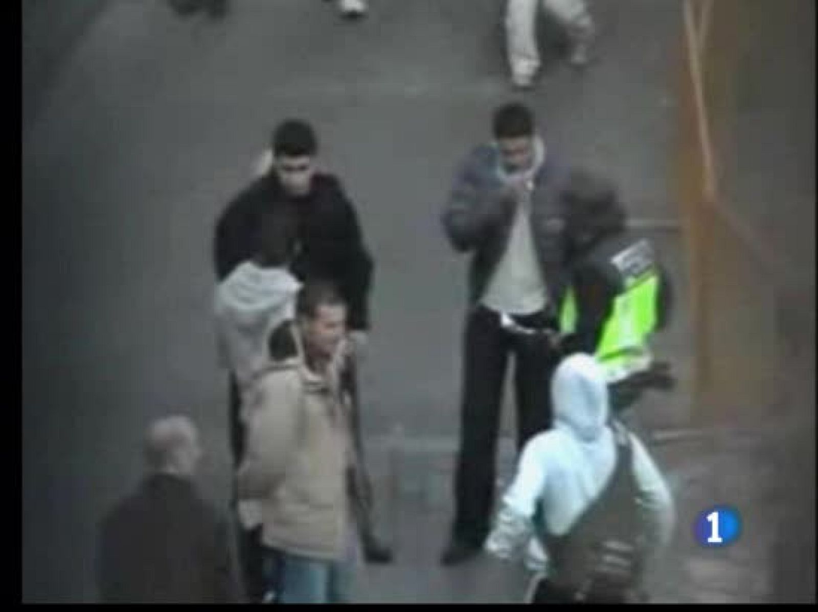 En las comisarías de Madrid se exige un número determinado de detenciones de inmigrantes sin papeles | Ver