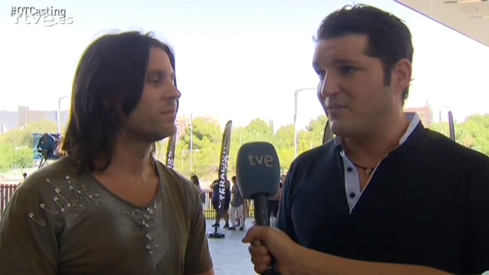 Videoencuentro con Manu Tenorio, Helen y Javian