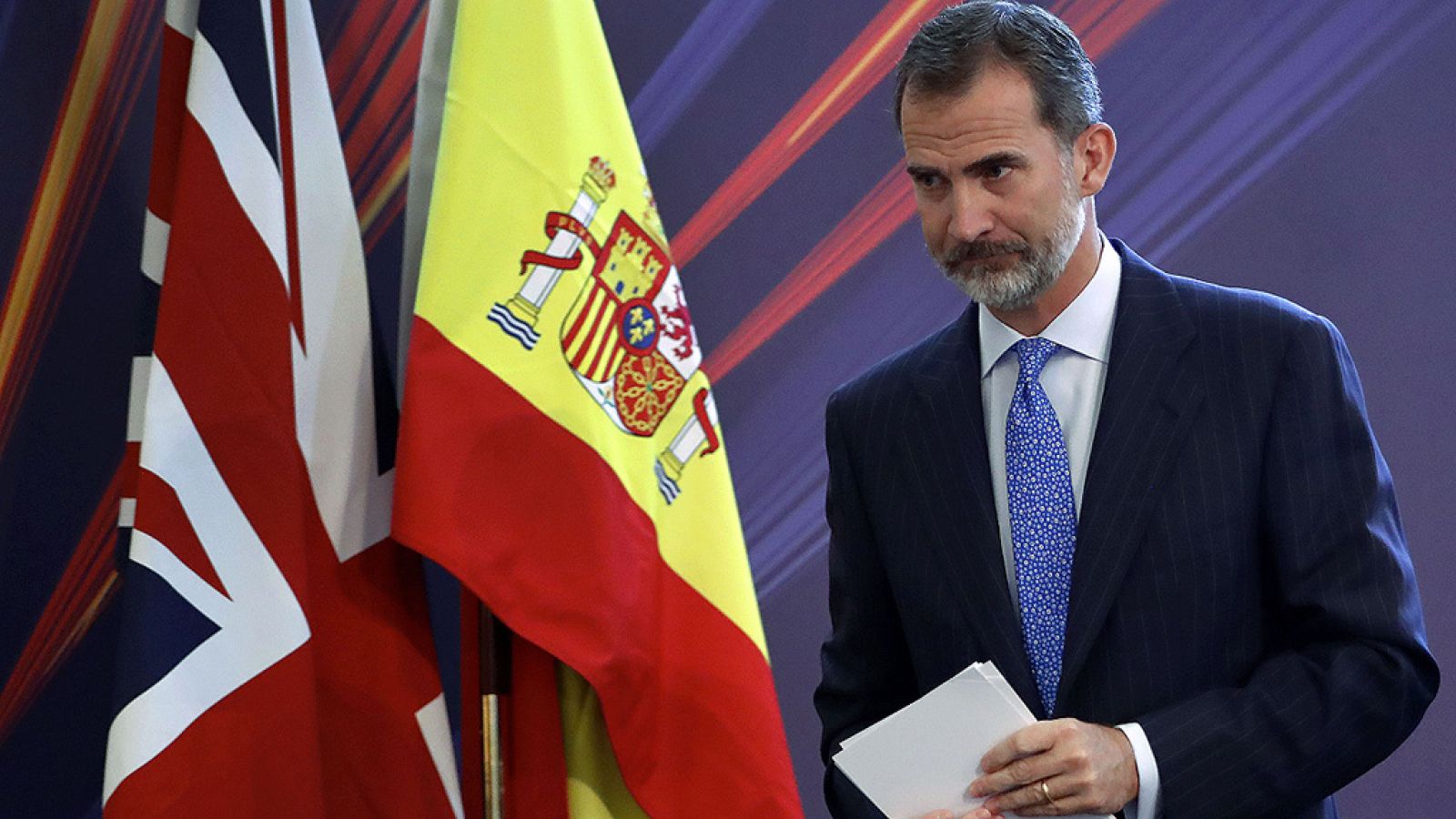 El rey pide que las negociaciones sobre el 'Brexit' "reduzcan al mínimo las incertidumbres"