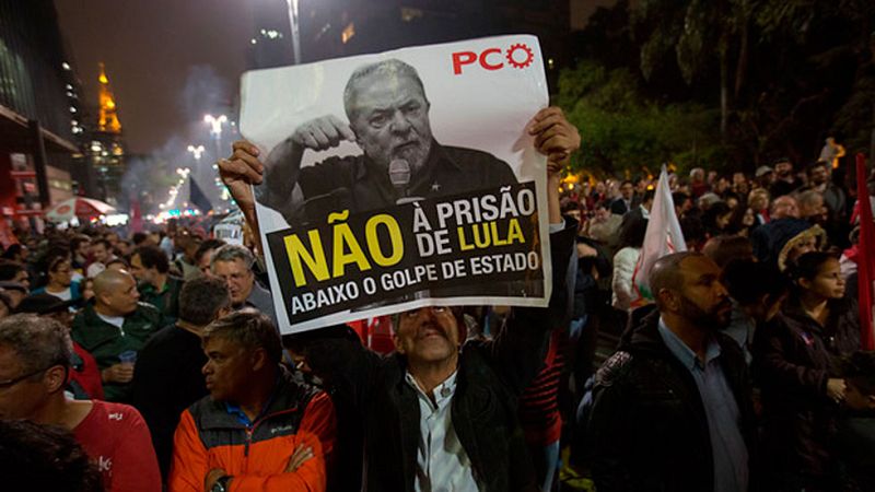 El futuro político del expresidente brasileño Lula da Silva está en el aire tras la sentencia a 9 años y medio de cárcel conocida  por corrupción