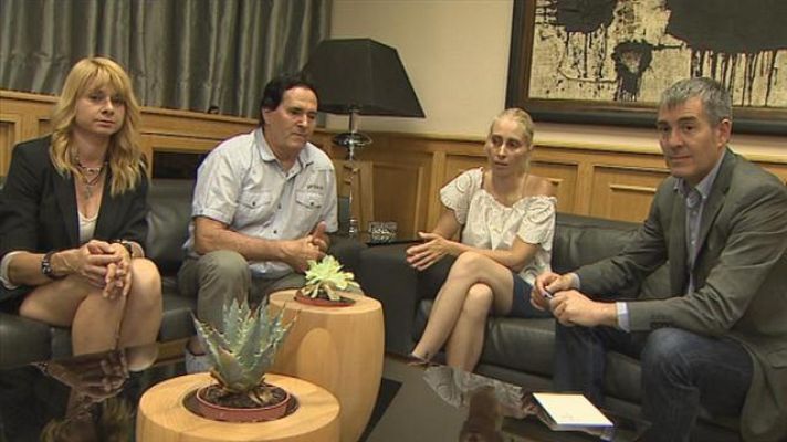  - La familia de Yeremi con Clavijo