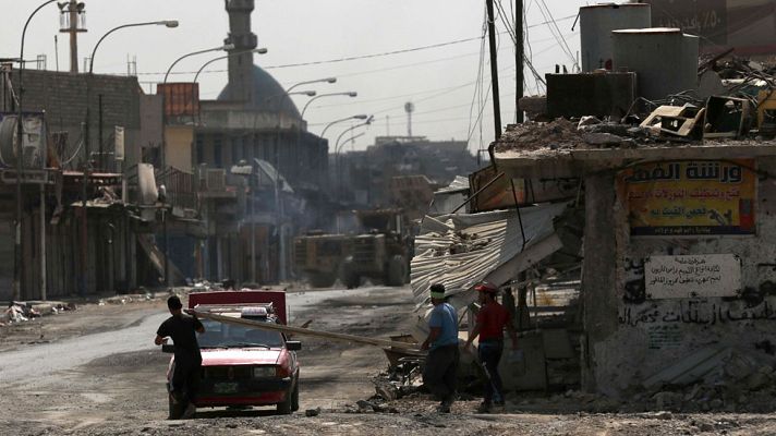 Telediario 1 - El Ejército iraquí patrulla la ciudad vieja de Mosul en busca de los últimos yihadistas del Daesh