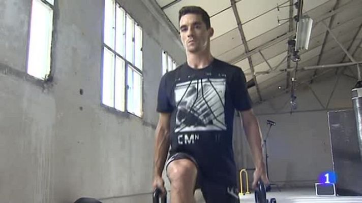 Telediario 1 - Así entrena Javier Fernández fuera del hielo