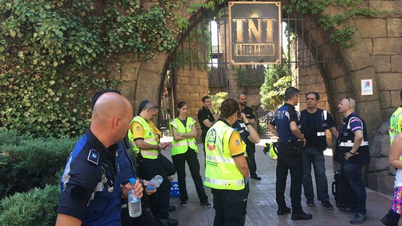 33 heridos leves en una montaña rusa del Parque de Atracciones de Madrid - Informativo 24h | Ver