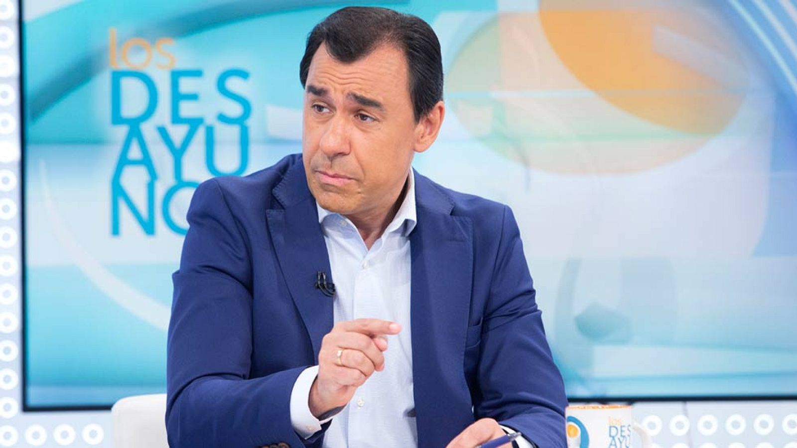 Maillo: "El debate no está ahora en la reforma constitucional sino en que quieren volar la Constitución" - Los desayunos | Ver