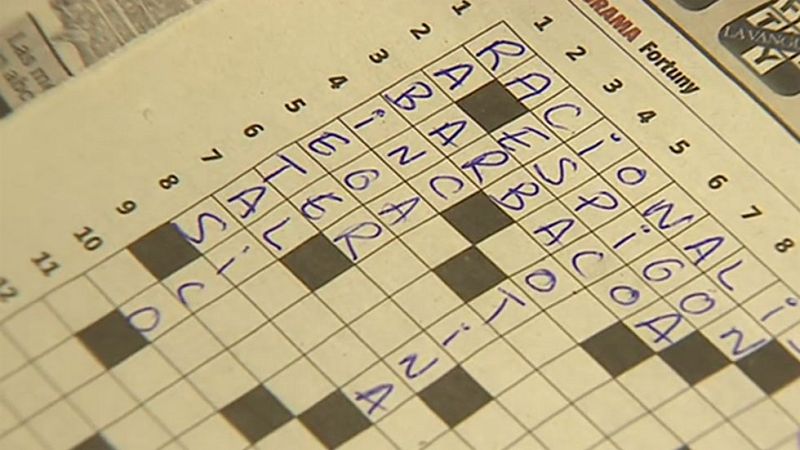 Hacer crucigramas puede rejuvenecer el cerebro 10 años, según un estudio | Ver