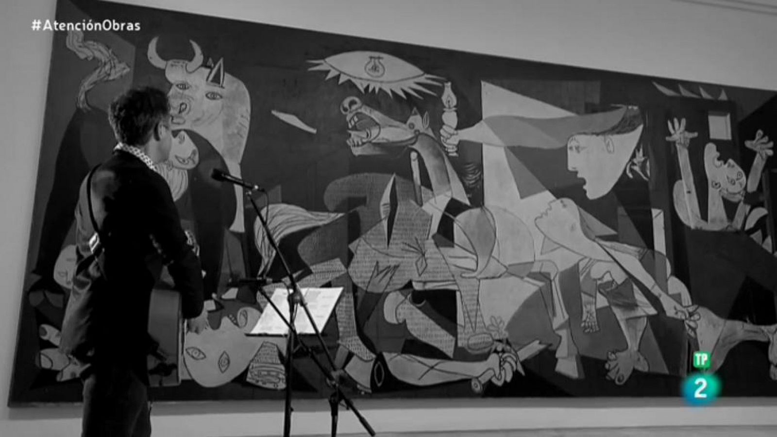 Jorge Drexler canta "Décimas para el Guernica"