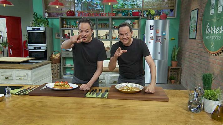 Torres en la cocina - Milhojas de calabacín y Pollo con especias