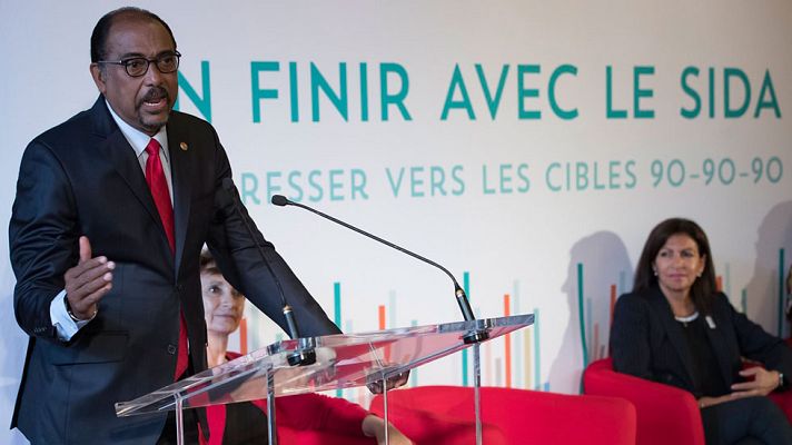 Telediario 1 - Desde 2005, las muertes por VIH se reducen a la mitad