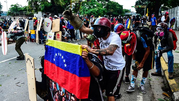 Telediario 1 - Marchas en Caracas para apoyar los nuevos jueces del Supremo