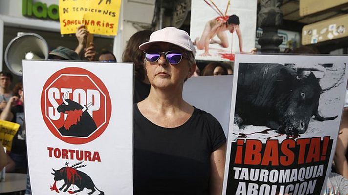 Telediario 1 - El Parlamento balear aprueba una nueva ley que regula las corridas de toros en las islas