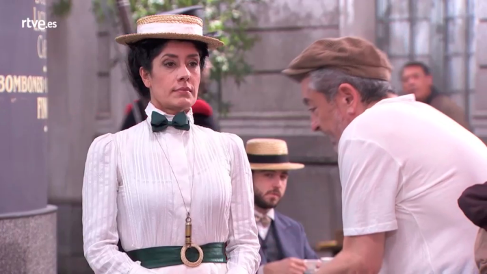 Acacias 38 - Rosina ejerce como entrenadora de los criados