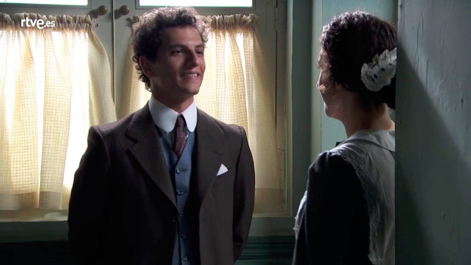 Acacias 38 - Antoñito invita a Lolita a salir