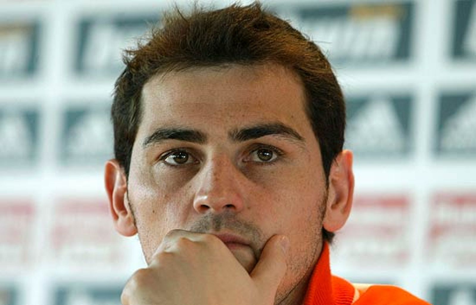 Casillas: "Raúl tiene cuerda para rato"