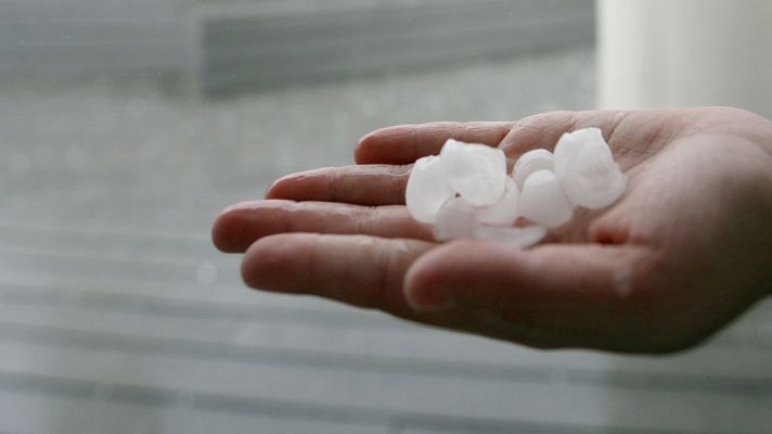 El tiempo - 31 provincias en riesgo por altas temperaturas y se espera granizo en Aragón