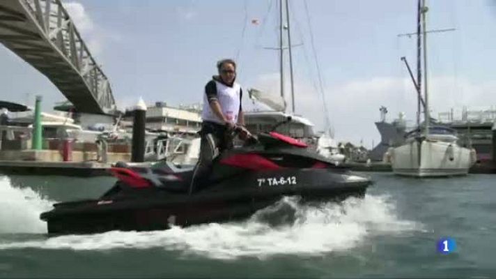 L'Informatiu - La volta a Espanya d'en Joaquín en moto d'aigua per conscienciar sobre les persones amb discapacitats