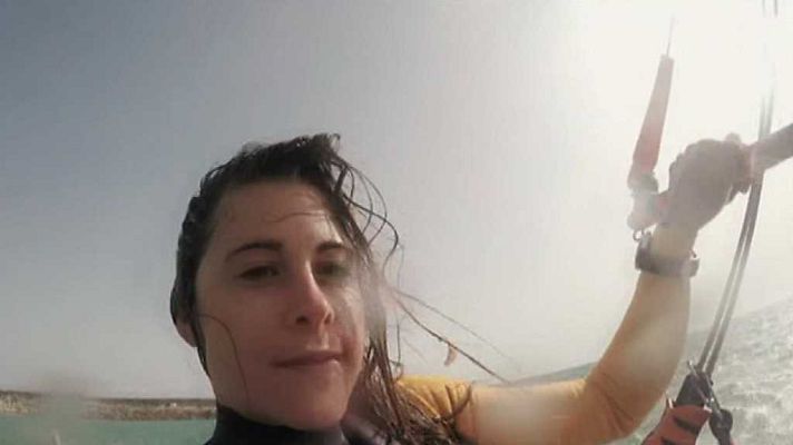 Surf - Kitesurf - Documental "Ride to the Roots - Gisela Pulido"