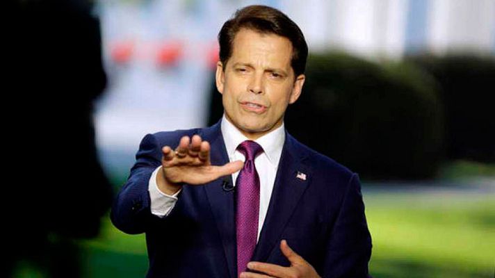 Telediario 1 - Trump prescinde de su nuevo director de comunicación apenas diez días después de nombrarle