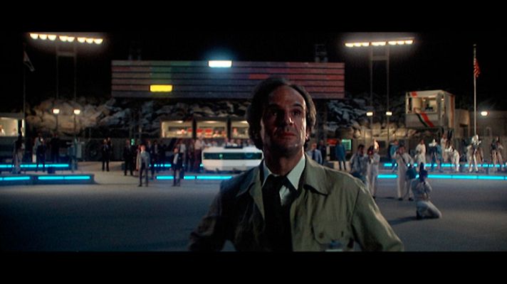 Telediario 1 - En 'Encuentros en la tercera fase' Steven Spielberg plasmó su fascinación por la posibilidad de vida en otros planetas