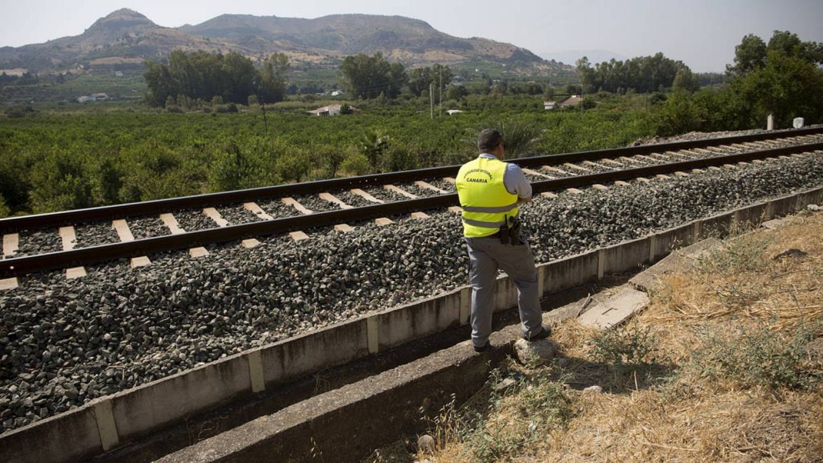 Las cámaras de la estación de tren grabaron andando sola a la niña hallada muerta en Málaga | Ver