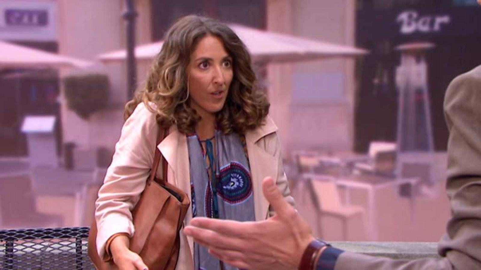 La Peluquería - La mano en el pecho - ver ahora