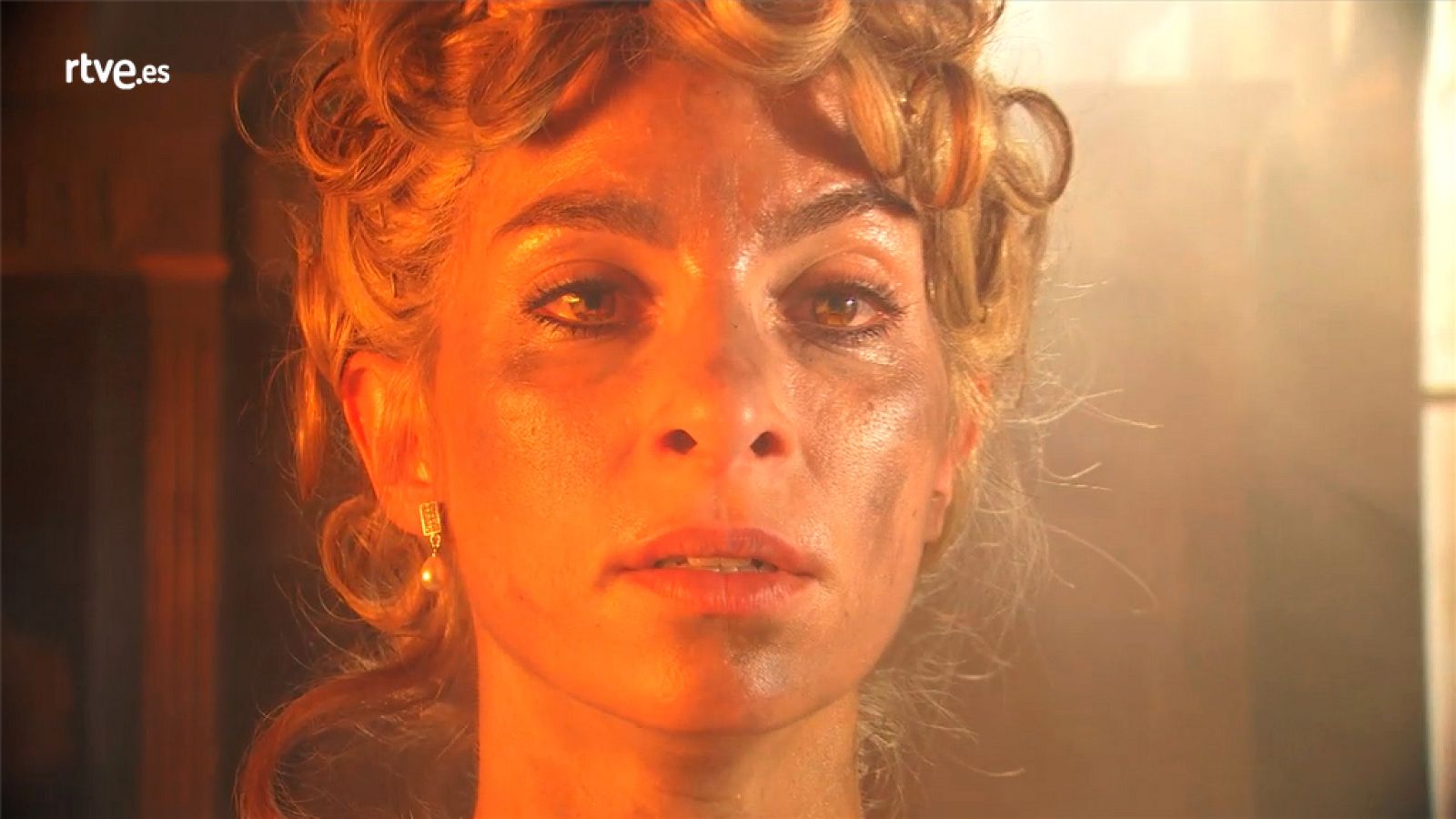 Acacias 38 - Cayetana queda atrapada entre las llamas