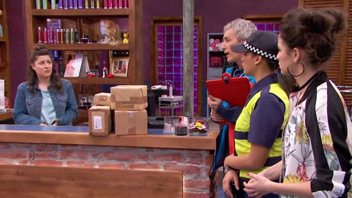 La peluquería - Paloma & Forious