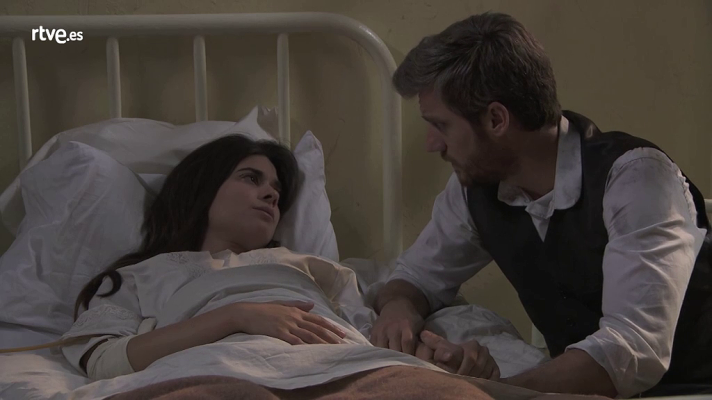 Acacias 38 - Teresa despierta después de días inconsciente